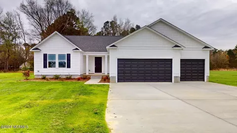 102 Arthurs Creek Dr, Goldsboro, NC 27530