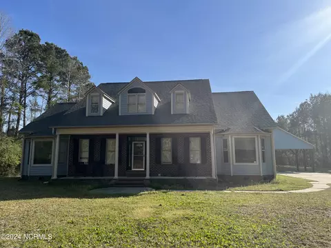 1408 Scott Rd, Rocky Point, NC 28457