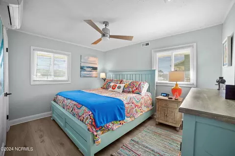 Bedroom - 456 Queen Anne Dr, Bath, NC 27808 photo 2 of 8