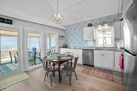 Kitchen - 456 Queen Anne Dr, Bath, NC 27808 photo 2 of 3