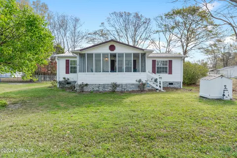 2024 Gum St, Supply, NC 28462