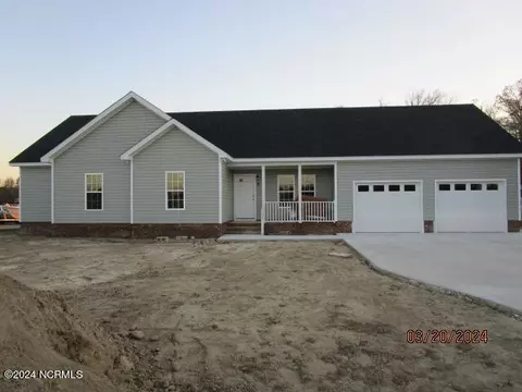 102 Ashley Dr, Elizabeth City, NC 27909