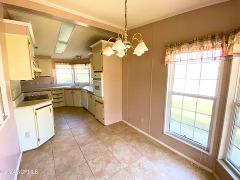 166 Champion Dr, Hampstead, NC 28443 photo 16