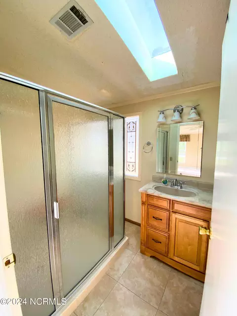 166 Champion Dr, Hampstead, NC 28443 photo 15