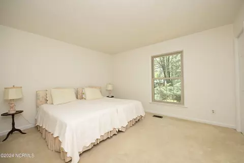 Bedroom - 320 Lake Forest Dr, Pinehurst, NC 28374 photo 4 of 4