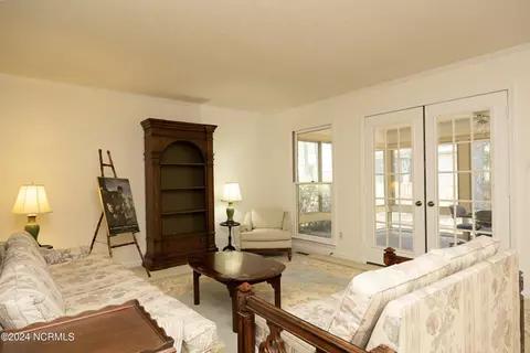 Living - 320 Lake Forest Dr, Pinehurst, NC 28374 photo 1 of 3