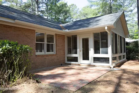 Exterior - 320 Lake Forest Dr, Pinehurst, NC 28374 photo 10 of 11