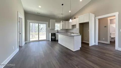 951 Wimberley Rd, Boiling Spring Lakes, NC 28461 photo 7
