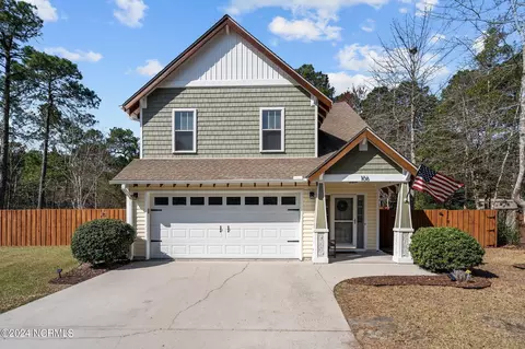 106 Emerson Ct, Hampstead, NC 28443