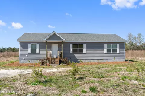 680 Blacksmith Rd, Bolton, NC 28423