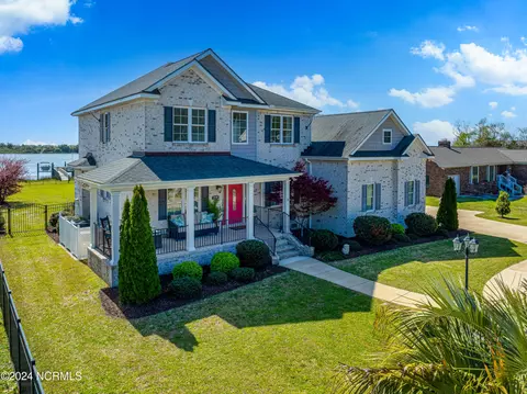 219 Pelican Walk, Hampstead, NC 28443