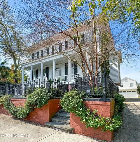 120 S 5th Ave, Wilmington, NC 28401