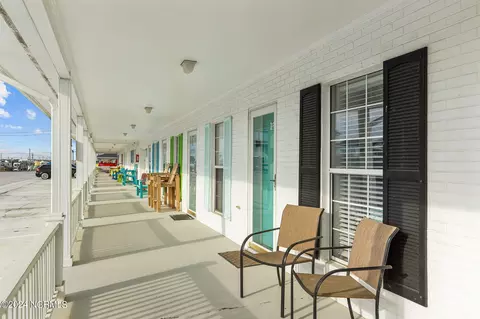 201 Henderson Blvd #8, Atlantic Beach, NC 28512