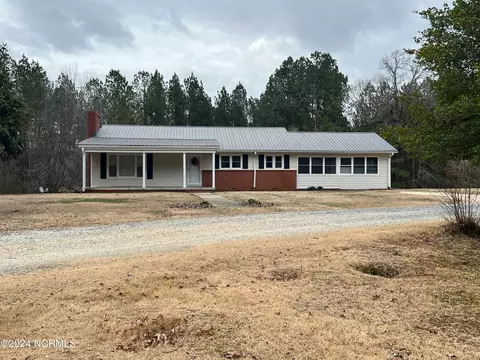 745 S Middleton St, Robbins, NC 27325