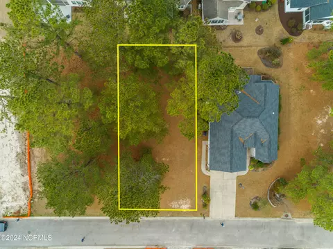 8820 Bainbridge Dr NW, Calabash, NC 28467