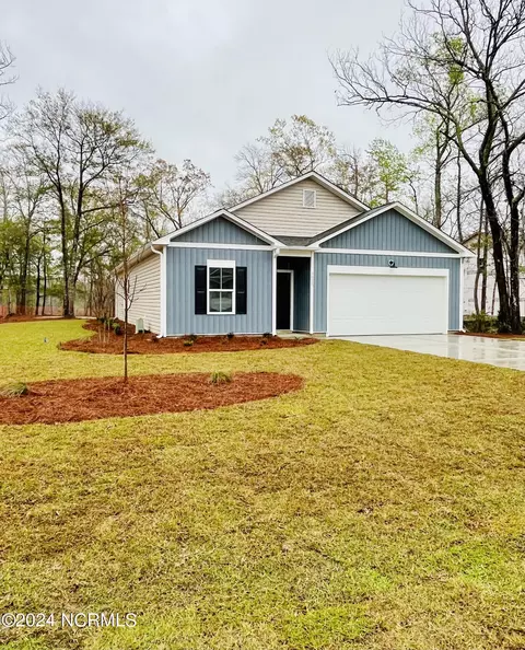 1636 Star Cross Dr SW, Shallotte, NC 28470