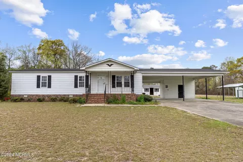 180 Winn Cir, Vanceboro, NC 28586