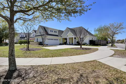 6800 Horsham Ct, Wilmington, NC 28405