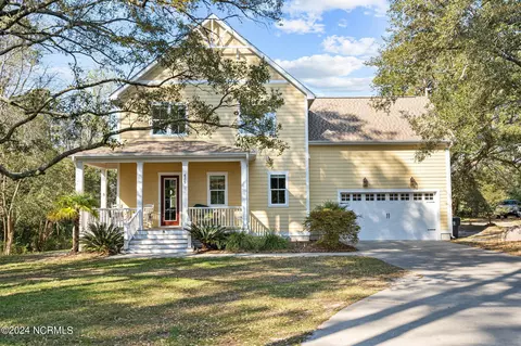 435 Trails End Rd, Wilmington, NC 28409