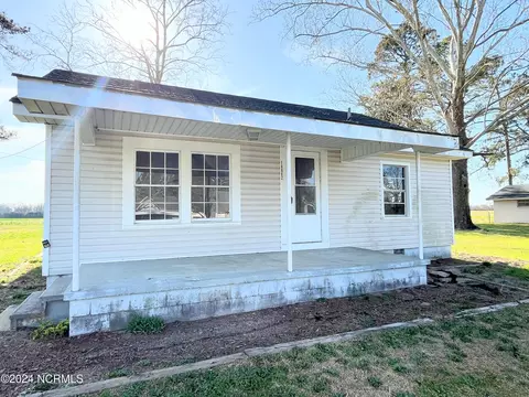 16862 Barnes Bridge Rd, Laurinburg, NC 28352