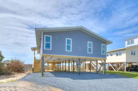1129 E Beach Dr, Oak Island, NC 28465