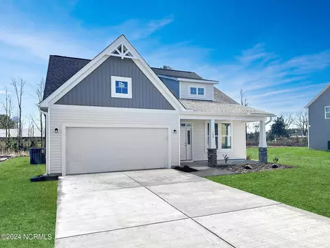 112 Harvest Bluff Ln, Jacksonville, NC 28546