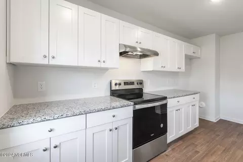 Kitchen - 960 Downing Rd, Boiling Spring Lakes, NC 28461 photo 3 of 3
