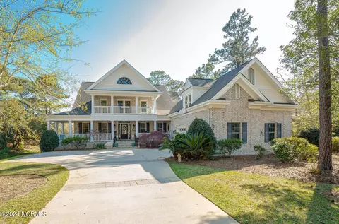 547 Gladstone Cir SW, Ocean Isle Beach, NC 28469