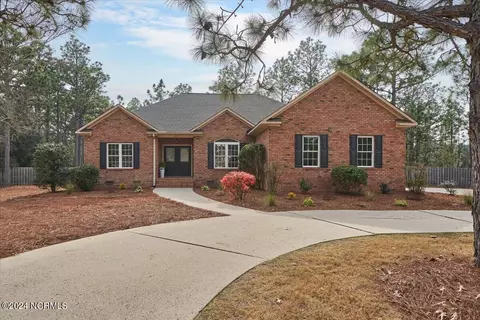 Exterior - 10 Minikahada Trl, Pinehurst, NC 28374 photo 2 of 15