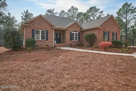 Exterior - 10 Minikahada Trl, Pinehurst, NC 28374 photo 6 of 15