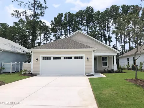 2491 Lake Ridge Dr, Southport, NC 28461