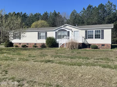 305 Sweeten Branch Dr, Pikeville, NC 27863