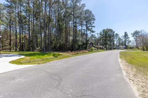 112 Deerfield Rd, Castle Hayne, NC 28429