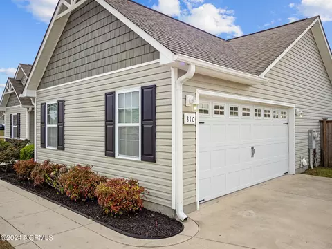 Exterior - 310 Sinclair Ln, Hubert, NC 28539 photo 6 of 12