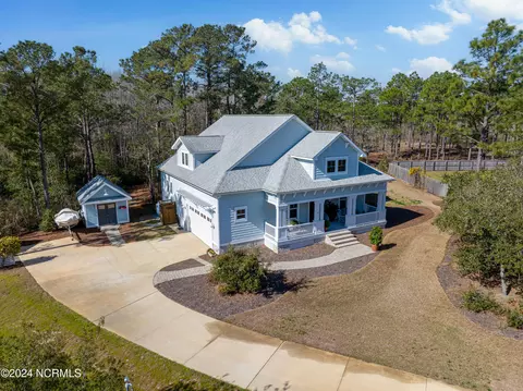 45 Angel Oaks Ct, Hampstead, NC 28443
