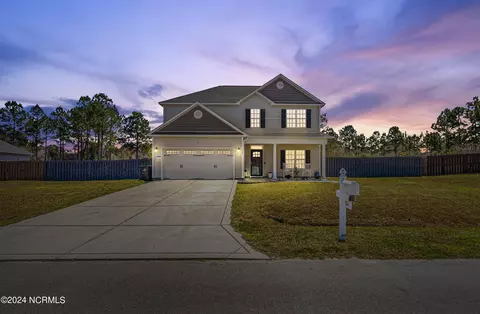 704 Bayboro Ct, Holly Ridge, NC 28445