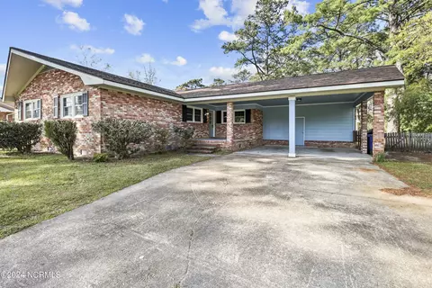 503 Thomas Dr, Jacksonville, NC 28546