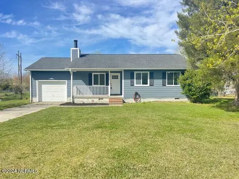 111 Meadow Trl, Jacksonville, NC 28546