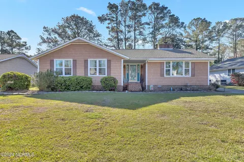 1514 Clifton Rd, Jacksonville, NC 28540