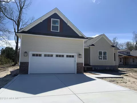 110 Ridgeline Dr, Beaufort, NC 28516