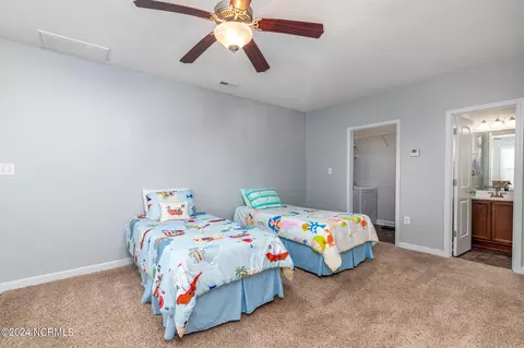 Bedroom - 102 Shell Rock Ln, Hubert, NC 28539 photo 7 of 8