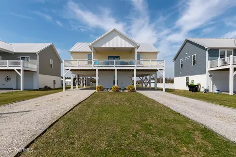Exterior - 102 Shell Rock Ln, Hubert, NC 28539 photo 2 of 10