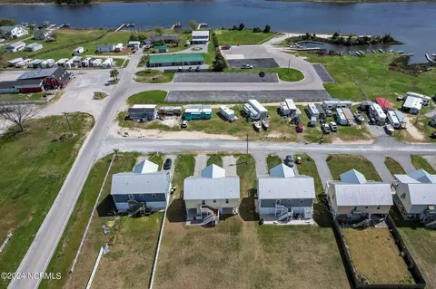 View/Area - 102 Shell Rock Ln, Hubert, NC 28539 photo 4 of 9
