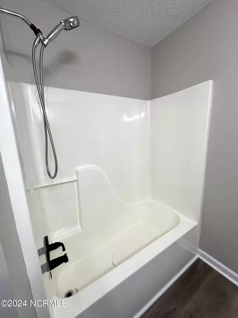 Bath - 111 Avon Dr, Hubert, NC 28539 photo 5 of 5