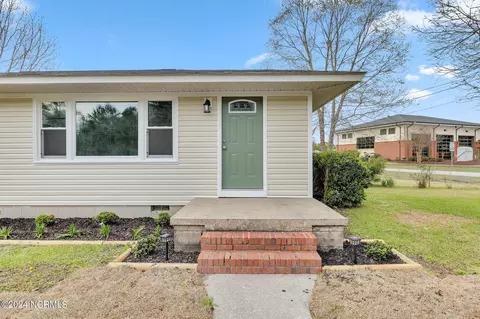 1810 Gum Branch Rd, Jacksonville, NC 28540