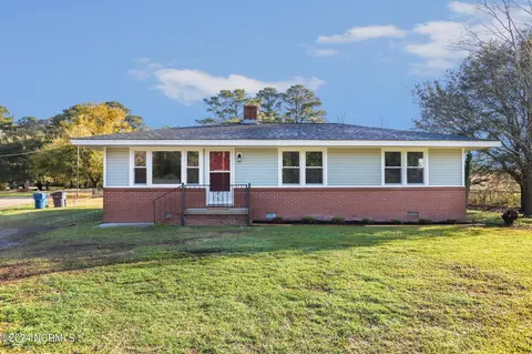 1816 Gum Branch Rd, Jacksonville, NC 28540