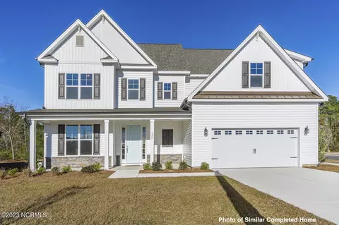 198 Man O War Ln, Hampstead, NC 28443