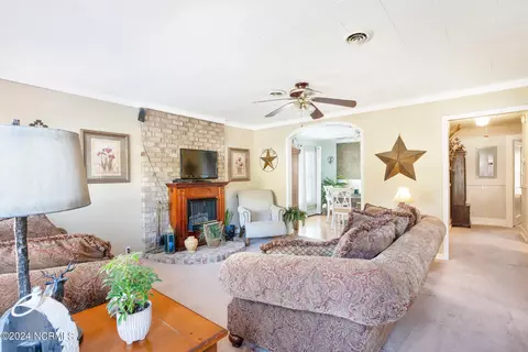 Bedroom - 136 Crawford Rd, Ellerbe, NC 28338 photo 1 of 5
