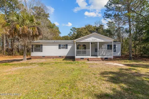 1119 Ccc Rd, Sneads Ferry, NC 28460