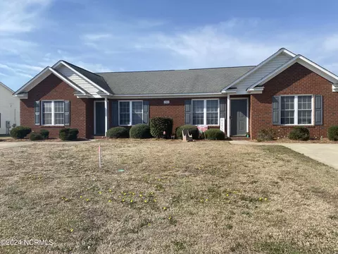 2982 Kinsey Loop #A, Winterville, NC 28590